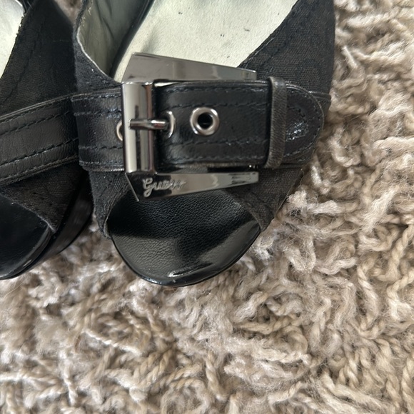 Black Open Toe Guess Heals - Picture 2 of 8